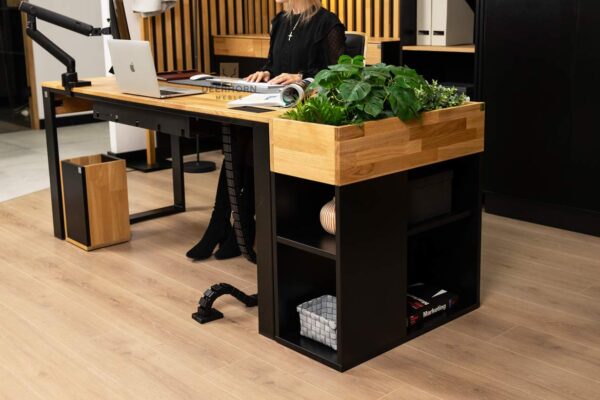 kwietnik na rośliny kwietnik na rośliny